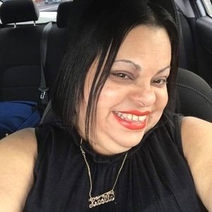 Meet your Posher, Leslie